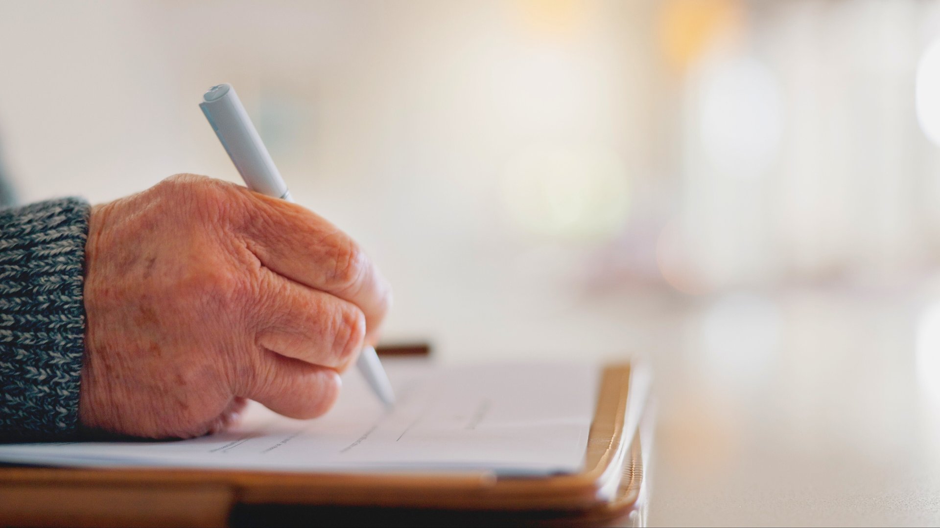 ¿Cómo se mide la Atención Centrada en la Persona? Herramientas para evaluar su implementación y la Escala MeVes